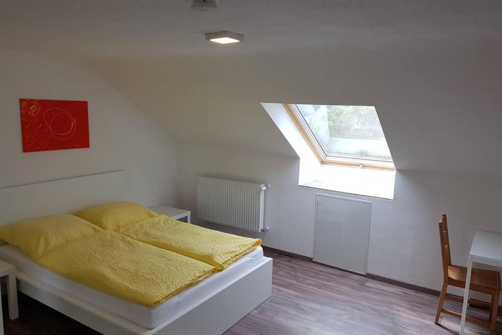 Dachwohnung Eyb Mit 3 Schlafzimmern Ansbach Extérieur photo